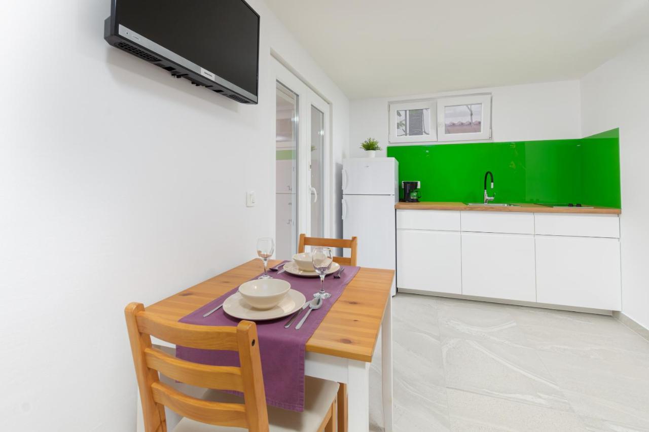 Studio Apartment Mali Medulin Exterior foto